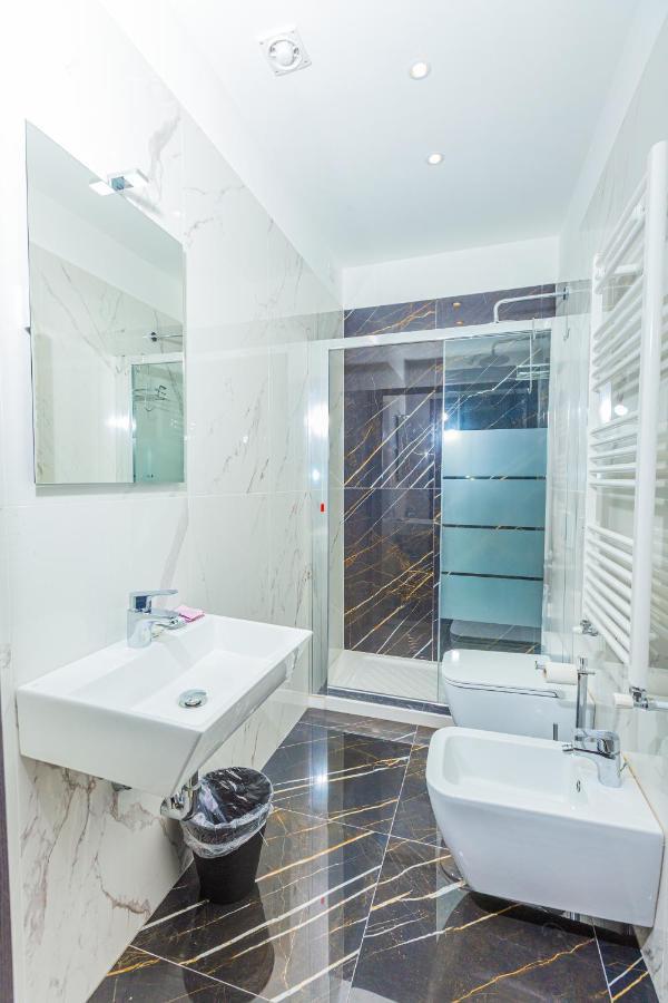 Hotel Repubblica Milan Luaran gambar